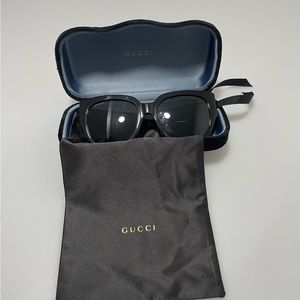 Gucci GG0142SAN 55MM Sunglasses Black